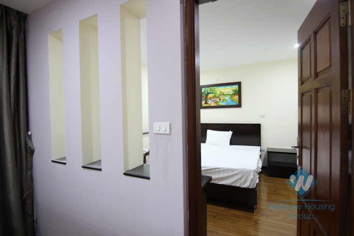 One bedroom apartment to rent in Tay Ho, gym room available